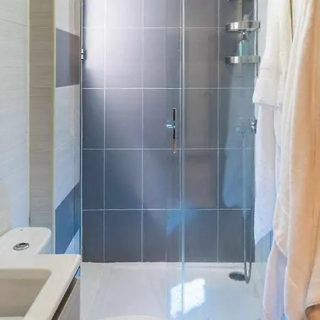 A 500m De La Juderia Con Parking Кордова